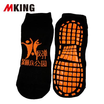 China Disposable Socks Trampoline Customized Black Polyester Socks Indoor Trampoline Socks for Kids and Adults for sale