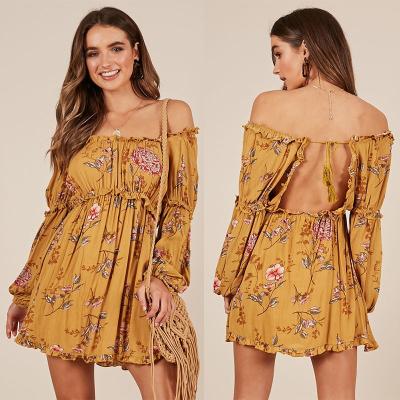 Chine Boho été imprimé moutarde fleur mini femmes robes décontractées à vendre