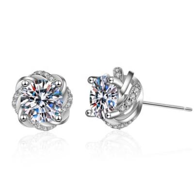 China CLASSIC 925 Sterling Silver Jewelry Flower Earrings 0.5ct Moissanite Diamond Earrings for sale