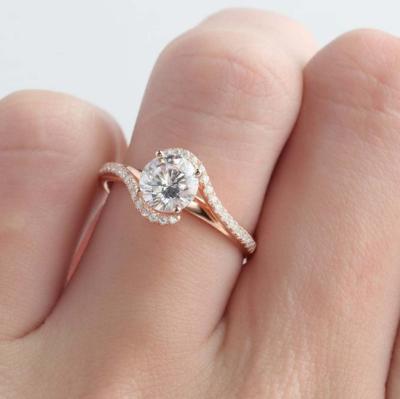 China CLASSIC 1.2 ct moissanite engagement ring 10k halo ring rose gold moissanite ring for sale