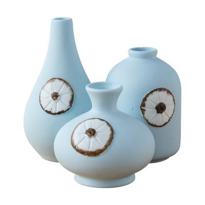 China Latest Design Pastoral Modern Home Decoration New Arrival Antique Ceramic Vase for sale