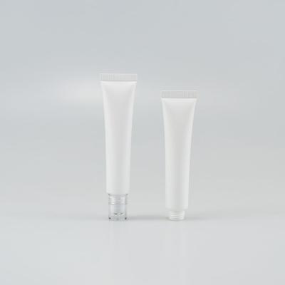 China Plastic PP soft tube verpakking met 15g capaciteit PE kraag en massageapplicator Te koop