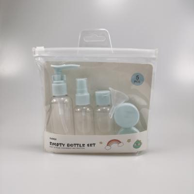 Cina 7PCS Container per la toilette a prova di perdite ricaricabili Kit Bottiglie da viaggio Set di plastica PET in vendita