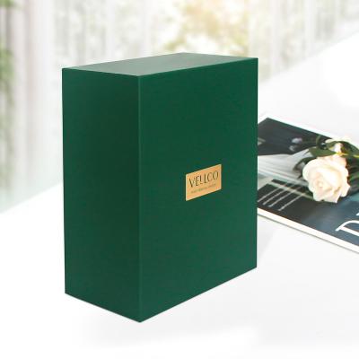 China Corrugated Board Christmas Box Lid And Base Gift Shipping Box With Green Gold Stamping for sale