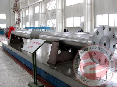 China Ábrase mueren forja del eje del timón marino del eje con acero de manganeso del carbono en venta