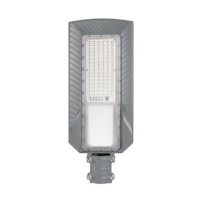 China ROAD 90w solar street light with high quality cctv camera factory price high lumen for sale