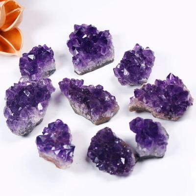 China Europe Wholesale Bulk Amatista Spiritual Spirit Healing Stones Quartz Gemstone Heart Amethyst Crystal Group 1 Kg Small for sale