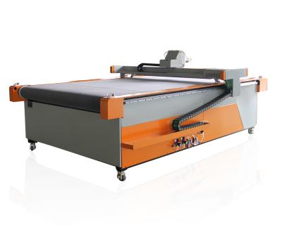 China 1325 Hotels CNC Vibrating Knife Leather Material Automatic Feeding Cutting Machine for sale