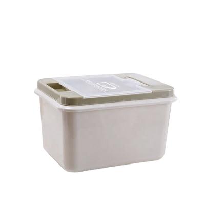 China Sustainable Rice Bucket With Measuring Cup 10kg Branded Plastic for sale