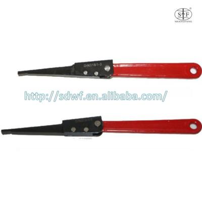 China High Quality Alloy Steel DIN317 DIN318 Automatic Shank Puller High Quality Half Morse for sale