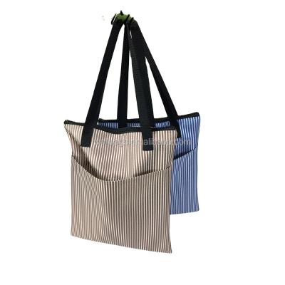 China Recyclable Custom Vertical Striped Pattern 600D Polyester Oxford Fabric Zipper Tote Shopping Shoulder Bag With Outside Pocket for sale