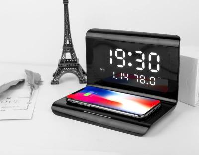 China 2021 Hot Selling Cell Phone Alarm Clock And LED Display Wireless Charger for sale