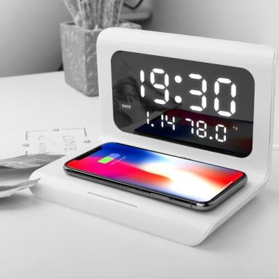 China 2021 Cell Phone Alarm Clock Wireless Charger With Temperature Led Display for sale