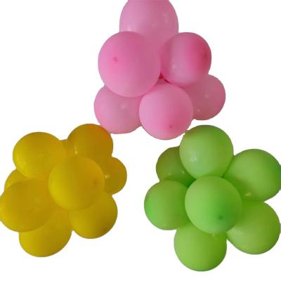 China Advertising 2023 newest 12 inch 3.2g pearl latex balloons toy 3.2g pearl color biodegradable latex balloon for happy birthday decoration for sale