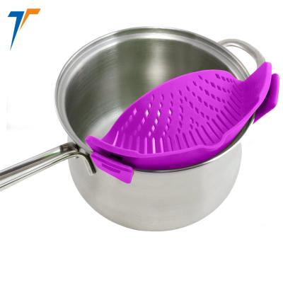 China FineGood Hands Free Removable Heat Resistant Silicone Pot Viable Strainer Pour Spout For Vegetable Pasta Noodles Pot Bowl for sale