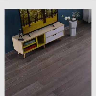 China Solid Color Modern European Soft White Three-Layer Modern Design Solid Color Plane Living Room Oak 3.0mm Wood Flooring for sale