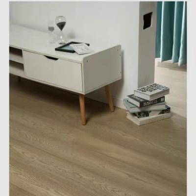 China Solid Color Modern European Soft White Three-Layer Modern Design Solid Color Plane Living Room Oak 3.0mm Wood Flooring for sale