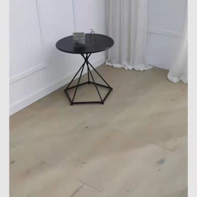 China Solid Color Modern European Soft White Three-Layer Modern Design Solid Color Plane Living Room Oak 3.0mm Wood Flooring for sale