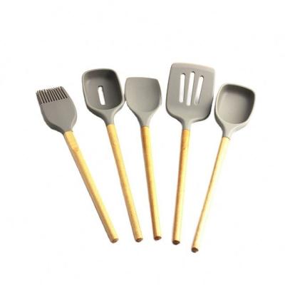 China Sustainable Wooden Handle 5pcs Silicone Utensil Set For Kitchen Baking for sale