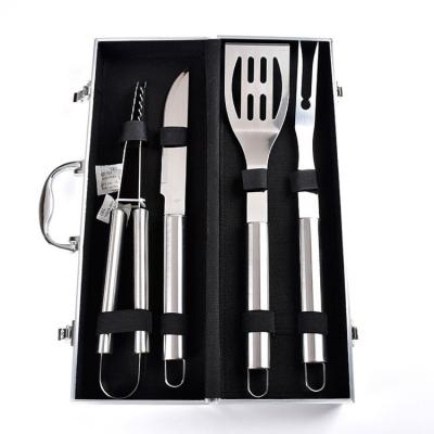 China Easily Cleaned Outdoor Kitchen Barbecue Stainless Steel 4pcs BBQ Grill Tool Kit With Aluminum Case for sale