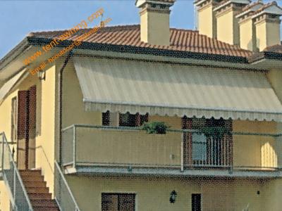 China Aluminum Customized Sizes Balcony Retractable Awnings for Outdoor Villa for sale