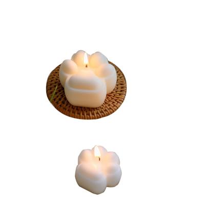 China Creative Birthdays Cat Paw Aromatherapy Candle Girl Birthday Gift Bedroom Fragrance Modeling Piece Gift for sale