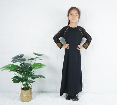 China Anti-wrinkle Newest Children's Black Muslim Robe Dress Made of Polyester Fiber for sale