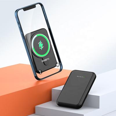 China Portable Lightweight Mag-Safe Power Fast Charging Station Support 5000 Mah Wireless Charging Power Bank for sale