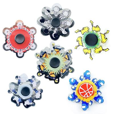 China 2022 hot sale anti stress gift decompression/relaxation toys creative cartoon anime running fidgety person dynamic spinner with customs for sale