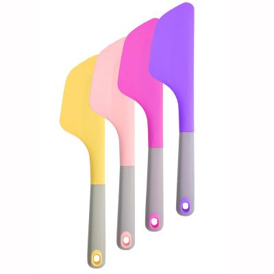 China Silicone Material Long Scraping Cake Cream Scraper Knife Tool Handle Food Grade Scraping Spatula For Baking for sale