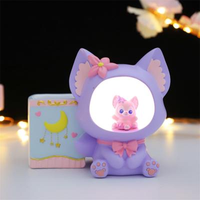 China Worlwide Girl INS Beibei Fox Pen Lamp Children Student Desk Storage Pen Holder Night Lamp Resin Opens Birthday Gift Wholesale for sale