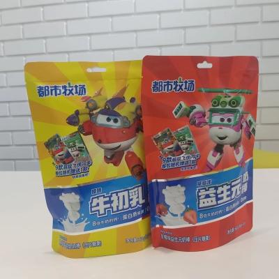 China OEM/ODM Natural High Quality Milk Candy Customize Colostrum Popular Original IP Milk Cream Flavor Milk Lollipop for sale