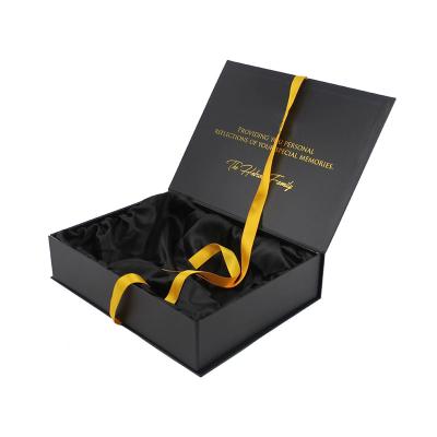 China Recyclable Deep Logo Luxury Rectangle Gift Box Recyclable Custom Gift Packaging Paper Foldable Magnetic Cardboard Box for sale