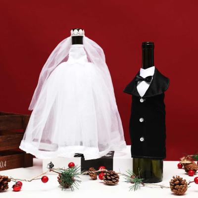 China 2022 Handmade New Design Valentine's Day Wine Bottle Cover Wedding Table Decoration Bottle Cover Wedding Decoration for sale