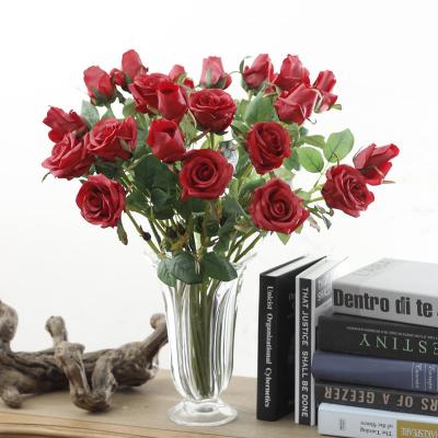 China Life Like Simple Arrangement Wholesale Artificial Silk Rose Bud For Wedding Decoration Flower Good Quality for sale