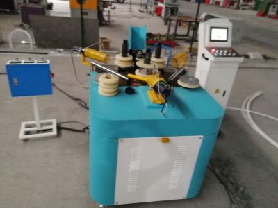 China Cnc de Machineskader die van het Aluminiumvenster, Gebogen Buigmachinehoge snelheid buigen Te koop