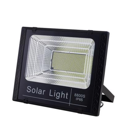 China Waterproof 8800S Latest Landscape Floodlight Lamp Ip65 Waterproof 100w Led Solar Flood Light for sale