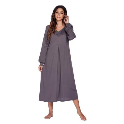 China Manufacturer Direct Selling Luxury Sleepwear Women Nightgown Elegant V-Neckline Nightgown Breathable for sale