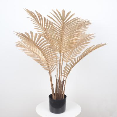 China Art Decor Factory Wholesale Cheap Artificial Tropical Green Gold Palm Leaf Decoration for sale