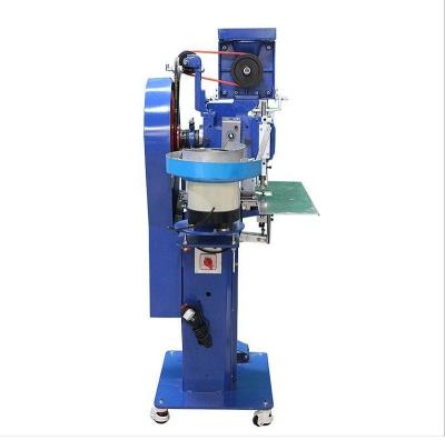 Chine Easy to use fully automatic grommet and curtain eyelet punching machine à vendre