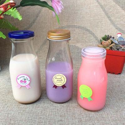 China Cute Beverage Vintage Glass Milk Bottle Drinkware Glass Yogurt Milk Bottle for sale