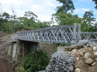 China Kabel blieb Stahlträger-Bailey-Brücke mit Hochleistung zu verkaufen