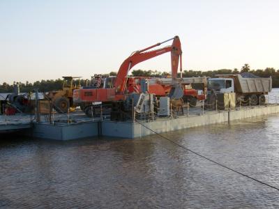 China 8t, das Crane Temporary Floating Bridge Nconvenient-Verkehr schwimmt zu verkaufen