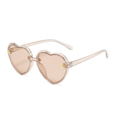 China Cheap wholesale attractive fashion sunglasses factory supply modern kids sunglasses from china for sale