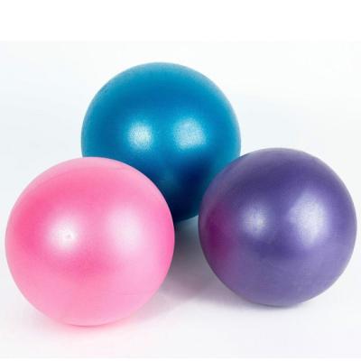 China Hot Selling Round PVC Mini Fitness Exercise Yoga Ball 25cm Anti Slip Yoga Ball for sale