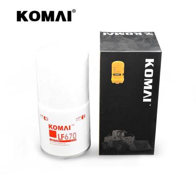 China filtro de aceite de KOMATSU del peso 0.7kg, elemento filtrante de aceite del motor diesel LF670 en venta