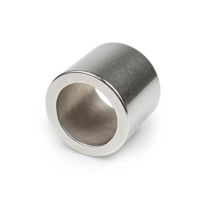 China Anillo magnético de neodimio de gran tamaño de 250 mm Diametralmente magnetizado en venta