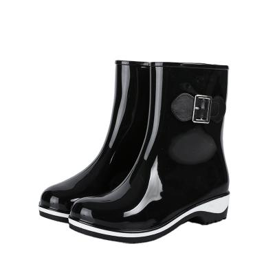 China Latest Arrival Fashion Waterproof Adult Women's Non-Slip Wear-Resistant Warm In Tube PVC Rain Boots For Rainy Day for sale