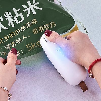 China Hotel Rechargeable Mini Battery Food Sealing Portable Usb Charging Vacuum Sealer Household for sale