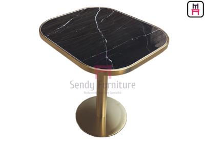 China Modelo oval del mármol de la mesa de comedor del restaurante de la forma de cerámica con la costura de oro en venta